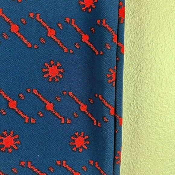 LuLaRoe Women's M Straight Pencil Skirt Blue Red Abstract Star Print Firework - Picture 3 of 7